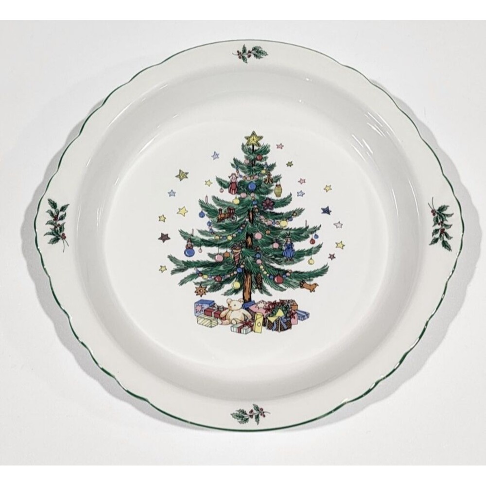 Nikko Happy Holidays Christmas Time 10” Round Pie Plate